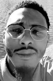 Earl Mclaughlin's Instagram, Twitter & Facebook