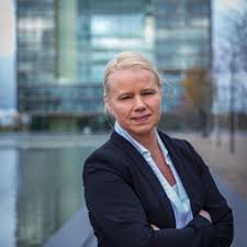 Etris bank is a bank with special roots. Karin Von Eicken Bereichsleiterin Revision Etris Bank Gmbh Xing