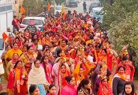 मुरादाबाद : 201 महिलाओं ने निकाली भव्य कलश यात्रा, मंदिर परिसर में हुआ  रामलीला का मंचन - Amrit Vichar