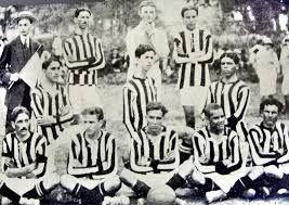 O santos futebol clube é um dos grandes times de futebol do brasil. Vdu2awsndctqwm