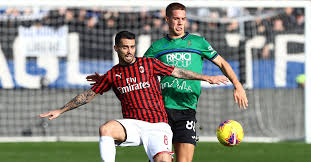 Riccardo trevisani ha parlato negli studi di sky sport dei vantaggi e degli svantaggi di avere zlatan ibrahimovic in campo: Trevisani Suso Sofferente Nel Giocare Con Ibrahimovic Lo Lascerei In Panchina Pianeta Milan