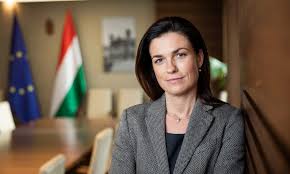 Deine schönheit ist nichts wert. Varga Judit A Nemzeti Jogrendszer Ismerete Nelkul Lehetetlen Jogallamisagi Vitakat Folytatni Pestisracok