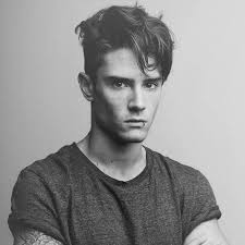 While the decrease discolors blends into the skin, developing an arc along the top of the ears, clean and thick hair at the top combed to one side. 55 Coolest Short Sides Long Top Hairstyles For Men Men Hairstyles World