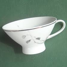 Bone china rosenthal jetzt bestellen! Yellow Rose Pattern Raymond Loewy Rosenthal Continental Rosenthal China Rose China Floral China Springtime Yellow Rose Home Living Dining Serving Safarni Org