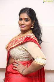 Meghna naidu was born on 19 september 1980 in vijayawada, andhra pradesh, india. Jayavani Saree Navel