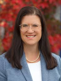 Ausbilderin aus Leidenschaft: Barbara Zinkl-Funk von der 1. Bayerischen  Fleischerschule in Landshut im Interview!