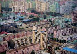 Viajamos para a coreia do norte e optamos por um roteiro em que pudemos conhecer 5 cidades diferentes. A Peculiar Arquitetura De Pyongyang Capital Da Coreia Do Norte Esta Ancorada No Passado Idealista News