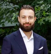 14 Fleetwood, Surrey Buying Real Estate Agents Ranked by 17 Reviews