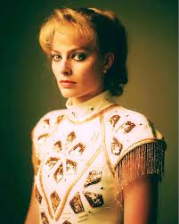 Tonya harding grew up poor in largely a single parent household, at points living in her car. Margot Robbie As Tonya Harding Margot Robbie Tonya Harding Tonya Harding Margot Robbie