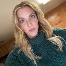 Danielle Ducote's Instagram, Twitter & Facebook