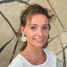 Gisterenavond was ik live op TV bij Khalid en Sophie om te praten over de  afschaffing van de 24 weken regel voor asielzoekers, de successen van  kleinschalige opvang en mijn reis naar