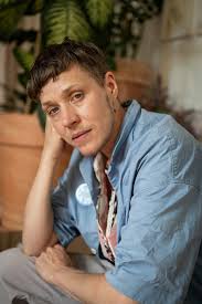 El inconveniente de volverse un artista famoso justo cuando el arte te  decepciona