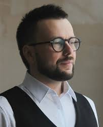 Bravo. The bravest little fox in the world