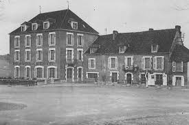 Auxerre est une commune située dans le département de l'yonne et de la région bourgogne. Hotel Restaurant De La Poste Du Lion D Or A Vezelay