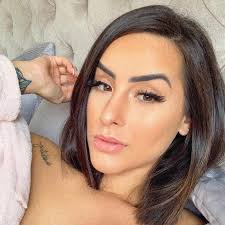 Rise of the machines (2003), click (2006) and legally blonde 2 (2003). Julia Hennessy Youtube Stats Channel Analytics Hypeauditor