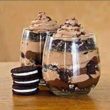 Oreo Mousse Recipe Desserts With Oreo Cookies Milk Melted Butter Heavy Cream Semisweet Chocolate Whipped Cream Parfait Recipes Desserts Mousse Recipes