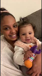 Courtney Roach (@courtneyroachofficial)