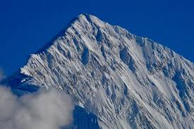 Rescatan cuerpos de alpinistas japoneses en Himalaya