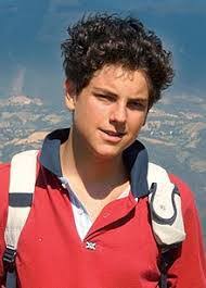 Jennifer Hatt's Instagram, Twitter & Facebook