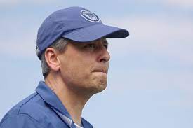 Favre was a playmaker for various swiss and french clubs, the longest for servette. File Lucien Favre Hertha Bsc Berlin 3 Jpg Wikimedia Commons