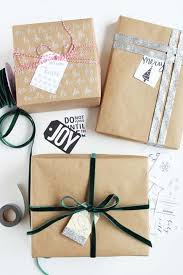 Wrapping paper └ gift wrapping & supplies └ parties & occasions └ home & garden all categories food & drinks antiques art baby books, magazines business cameras cars, bikes, boats clothing, shoes & accessories coins collectables computers/tablets & networking crafts dolls. 54 Christmas Gift Wrapping Ideas How To Wrap A Christmas Gift