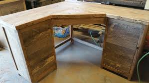 Diy Pallet Corner Desk All Kind Of Furnitures Wood Corner Desk Diy Corner Desk Corner Desk