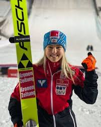 Her individual best result is a 30th place. Chiara Holzl ã®ã‚¢ã‚¤ãƒ‡ã‚¢ 24 ä»¶ ãƒŽãƒ«ãƒ‡ã‚£ãƒƒã‚¯ã‚¹ã‚­ãƒ¼