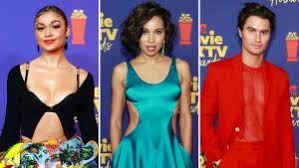 The mtv movie & tv awards are underway, with night one hosted by saturday night live alum and major entertainment fan leslie jones. Fujuepfdbvbusm