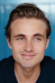 Simplemente rosa, amor prohibido (película 2016)