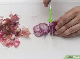 Place the chopped onions in a freezer bag, squeeze out as much air as possible, and seal it. 3 Ways To Freeze Onions Wikihow