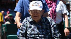 Chuck used to borrow bill's 1938 buick convertible when he was dating his future wife glennis. Chuck Yeager Pilot Who Broke The Sound Barrier Dies At 97 Cnn