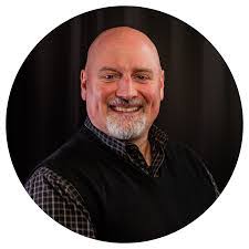 Darryl Varnum's Instagram, Twitter & Facebook