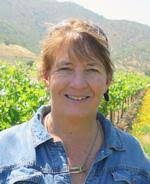 Lynn Wunderlich's Instagram, Twitter & Facebook