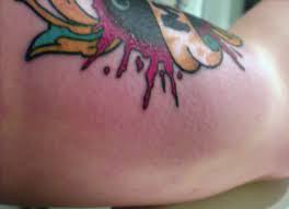 After treatment, you should keep the tattoo covered with sterile gauze, but also expose it to enough air to avoid development of any more infection. Infected Tattoo 101 Causes Symptoms And Treatment Options Tattoo Moisturiser