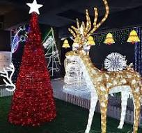 Nice Price Holiday Lighting 2D Santa Outdoor Christmas Decoration  Waterproof Decorative Street Motif Led
