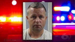 Johnson Co. man indicted for recording minors in tanning salon, possessing  child pornography, enticing children