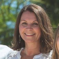 Deanna Dang Email & Phone Number