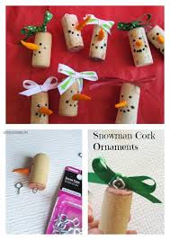 Xmas diy cork ornaments screws. Holiday Wine Cork Crafts And Ornaments