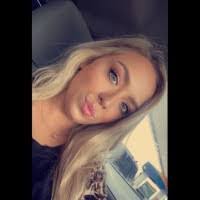 Alexis Lang's Instagram, Twitter & Facebook