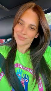 Te regalo una sin filtro ni maquillaje- se le dice Skincare. Deberias  comenzar tu piel luce un poco seca. El Koreano altamente recomendado 💋