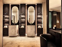 This upper east side location features everything equinox has to offer — including an indoor pool, a sundeck, sauna, steam room, a rock climbing wall, basketball courts, boxing i want to visit east 61st street change club. Emily Summers S New Book Debuts Roche Bobois Opens Ues Store And More News This Week Architectural Digest