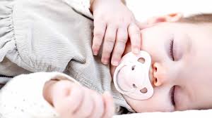 A pacifier could save your baby's life. The Best Pacifiers That Ll Easily Soothe Your Baby