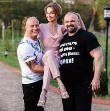 Боксер, интерконтинентальный чемпион wba, персональный тренер, шоумен, амбасадор new balance, амбасадор duolife, тренер проекта,, зважені та щасливі Zvazheni Ta Shaslivi 8 Vyacheslav Uzelkov Rasskazal Kak Pohudet Za Nedelyu Do Otpuska