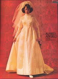 Pin By Julienoted On Weddings Wedding Gowns Vintage Bride Dress Vintage Bridal Gowns Vintage