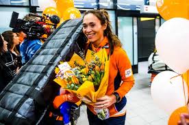 Bibian norai (born 1 september 1967) is a spanish pornographic actress. Artsen Geven Paralympisch Snowboardkampioene Mentel Op Het Parool