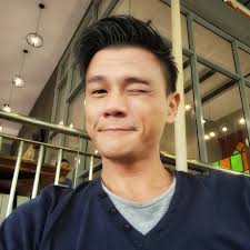 Chai Zi 蔡子| 【College Student • 学院生】Hari ni bawak watak college student tau  🤟☺️ Do you miss college or university life? I do ...☺️...