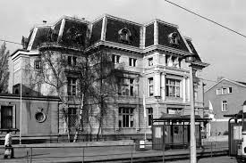 Kommen sie den immobilieneigentümern nah und lernen sie. Haus Der Demokratie In Rostock 1990 Foto Bild Spezial Ddr Motive Bilder Auf Fotocommunity
