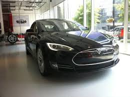 Tesla S New Electric Sedan Five Passengers 89 Mpg And No Engine Tesla Electric Car Sedan Tesla
