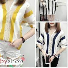 Kalung model matinee umumnya berkesan menggantung pada bagian belahan dada. Sales Kemeja Lengan Pendek Model Kerah V Longgar Bahan Sifon Motif Garis Garis Ukuran M 4xl Untuk Shopee Indonesia