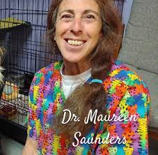 Maureen Saunders's Instagram, Twitter & Facebook